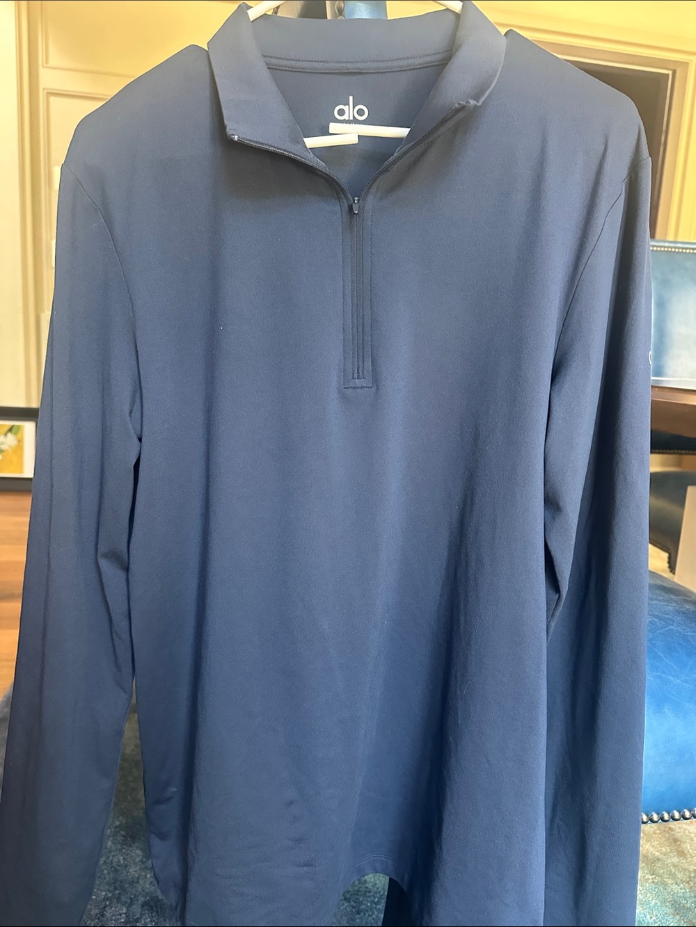 ALO Yoga Men's Navy Quarter-Zip Long Sleeve Shirt